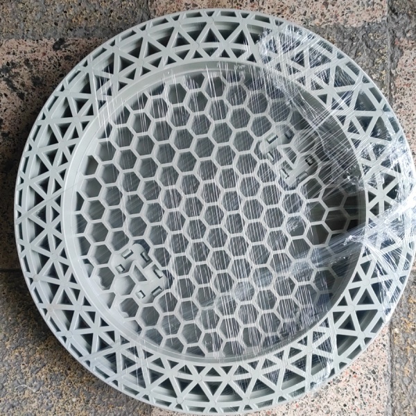 400 mm El Tutamaklı Daire Rögar Kapağı – Çerçeveli Yuvarlak/Oval Plastik Menhol Kapak - T2342S477416 - Luxwares