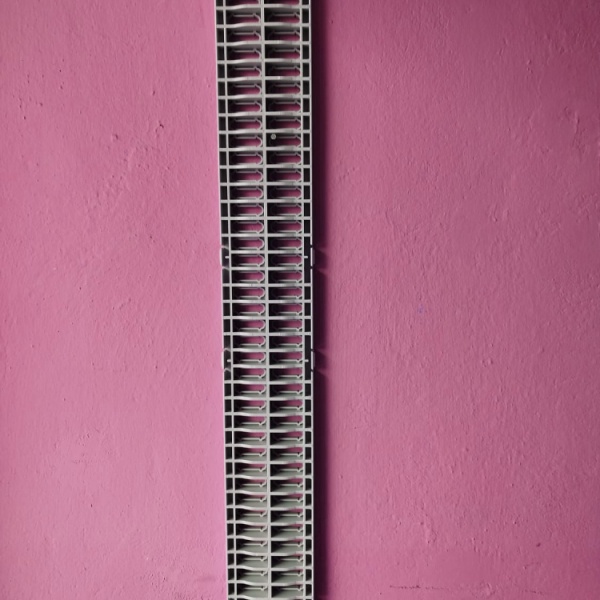 13×100 cm Plastik Izgara Mazgalı – Drenaj Kanalı Üstü Dayanıklı Plastik Izgara Kapak - TPSI748513C - Luxwares