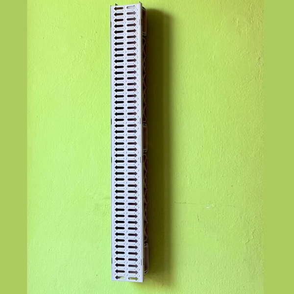 120x90x1000 mm Plastik Izgaralı Drenaj Kanalı | 12×9×100 cm Yağmur Suyu, Yüzey ve Havuz Kenarı Drenaj Kanalı - T6251S2415 - Luxwares