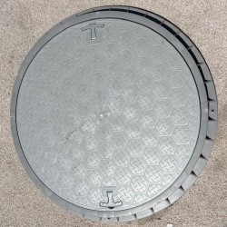 800 mm Rögar Kapağı | Plastik Yuvarlak Çerçeve Ve El Tutamaklı Kapak 