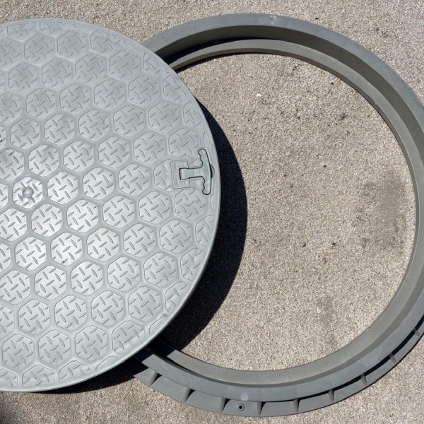 800 mm El Tutamaklı Daire Rögar Kapağı – Çerçeveli Yuvarlak/Oval Plastik Menhol Kapak | Yapı & Proje Malzemeleri, Menhol Rögar Kapakları, Çerçeveli Yuvarlak Kapaklar