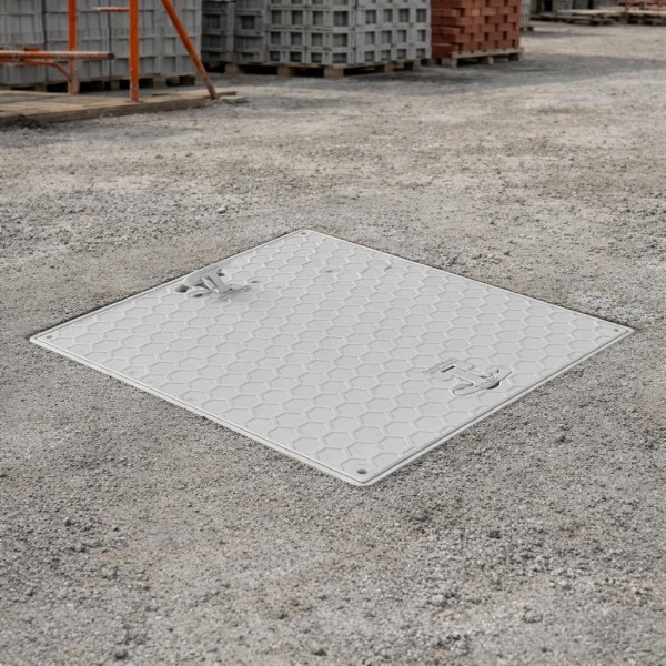 60x60 Plastik Rögar Kapağı – Kare Çerçeveli, El Tutamaklı - Luxwares Rögar Kapak & Kutu & Drenaj Kanalları