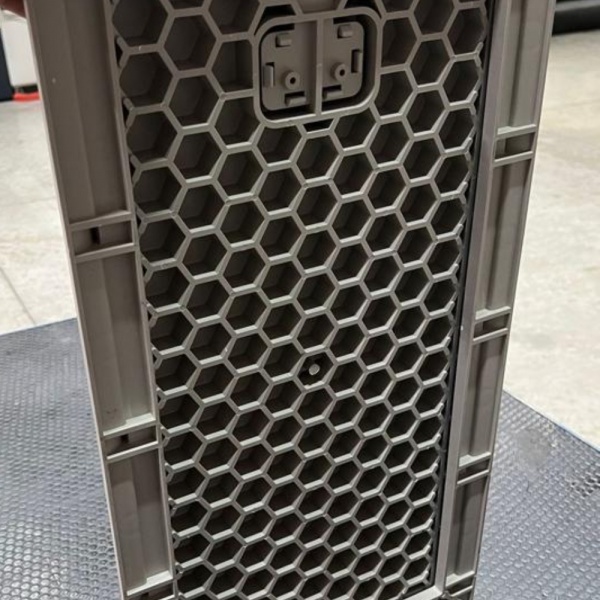 60x30 Plastik Rögar Kapağı – Çerçeveli, El Tutamaklı Dikdörtgen Kapak - TS552215430X - Luxwares