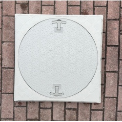 600 mm Kare El Tutamaklı Plastik Rögar (Menhol) Kapağı – Kare Çerçeveli Yuvarlak Kapak