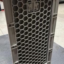 60x30 Plastik Rögar Kapağı – Çerçeveli, El Tutamaklı Dikdörtgen Kapak