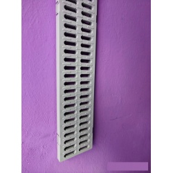 13×100 cm Plastik Izgara Mazgalı – Drenaj Kanalı Üstü Dayanıklı Plastik Izgara Kapak