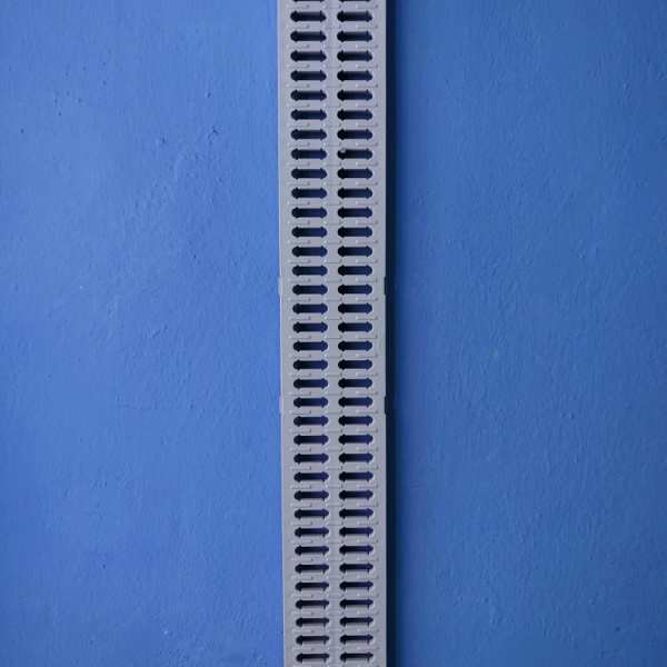 13×100 cm Plastik Izgara Mazgalı – Drenaj Kanalı Üstü Dayanıklı Plastik Izgara Kapak-Luxwares